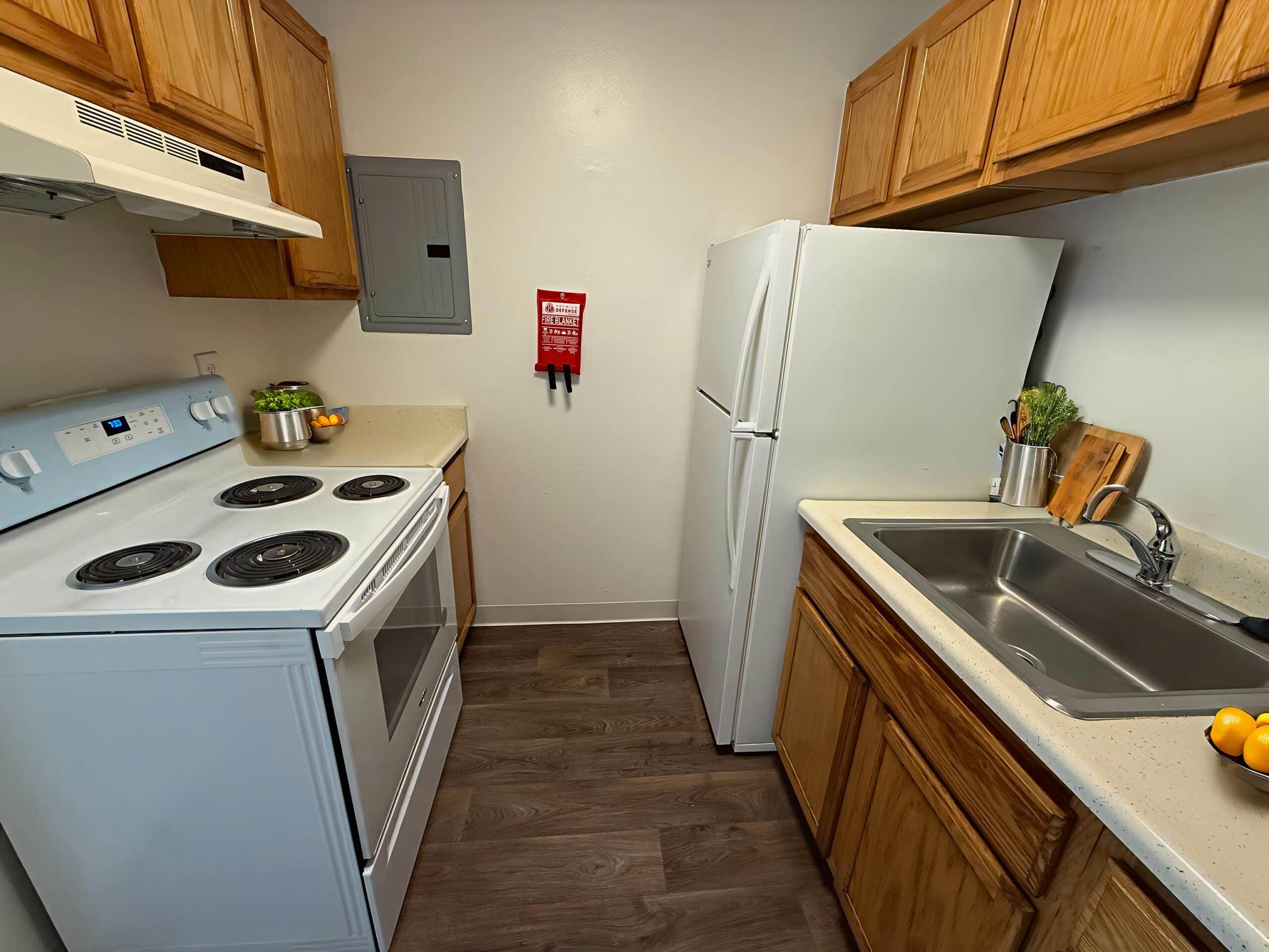  Kitchen 